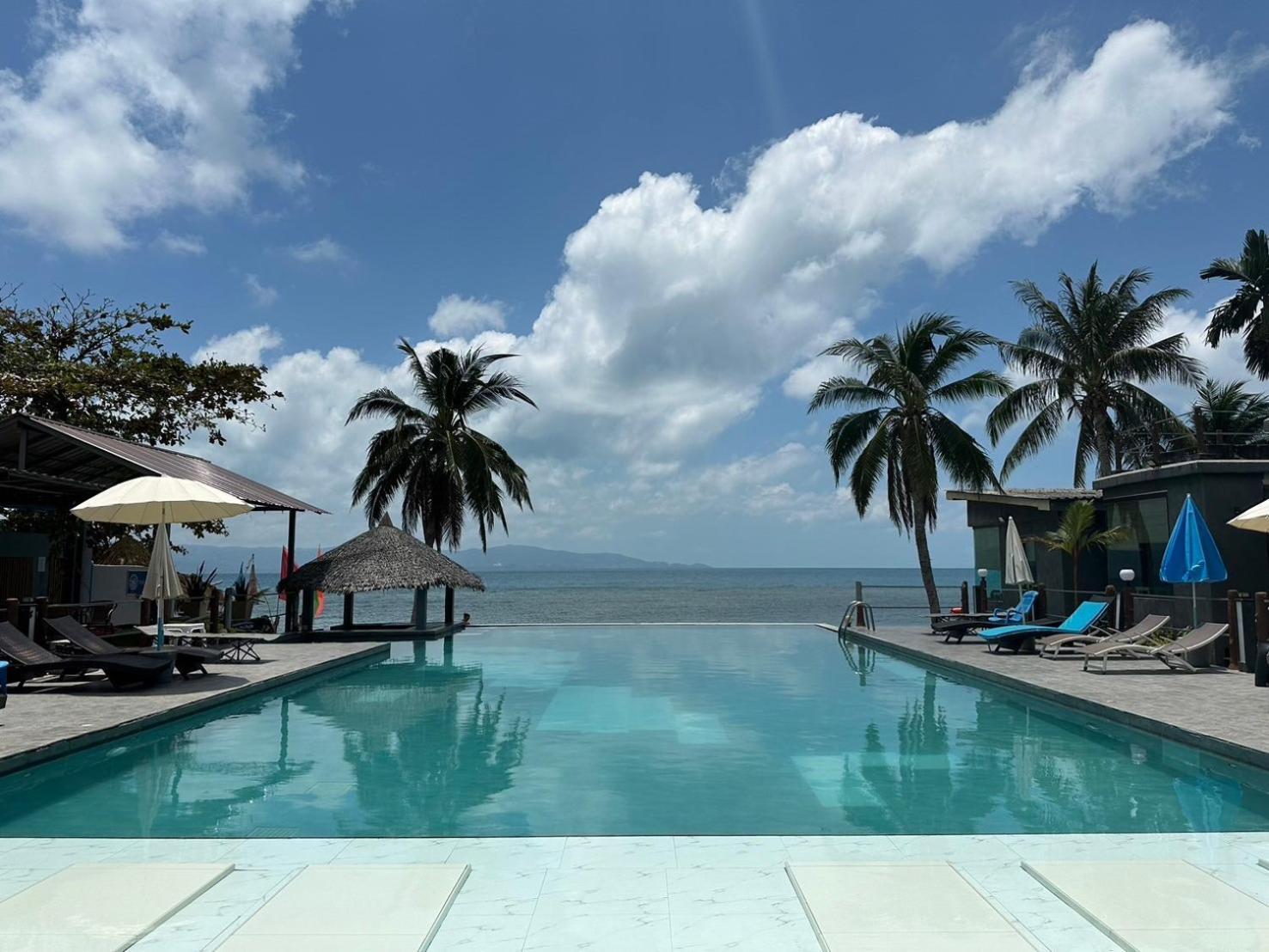 The Sea Resort Haad Rin Exterior photo