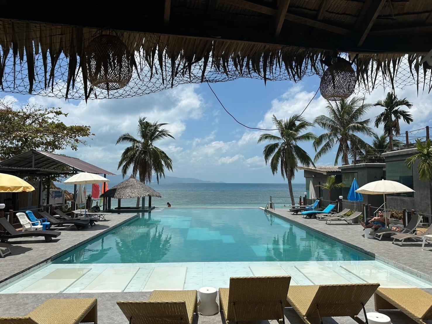 The Sea Resort Haad Rin Exterior photo